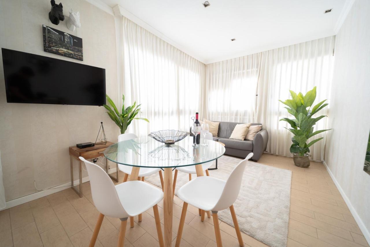 Apartment Ocean Executive - 5 Min From The