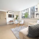 Ocean Executive Apartments - 5 Min From The Beach