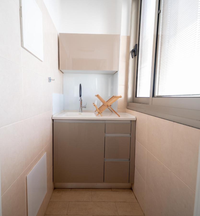 Ocean Executive - 5 Min From The